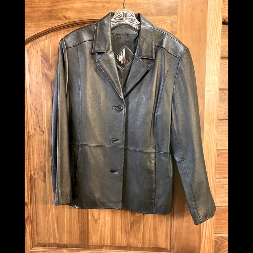 Ladies Leather Jacket